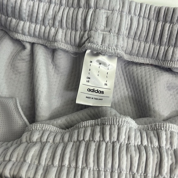 Men’s Adidas Trae Young Basketball Shorts size‎ Large - Picture 4 of 6